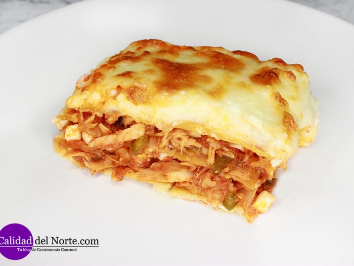 Lasaña de atún con bechamel casera
