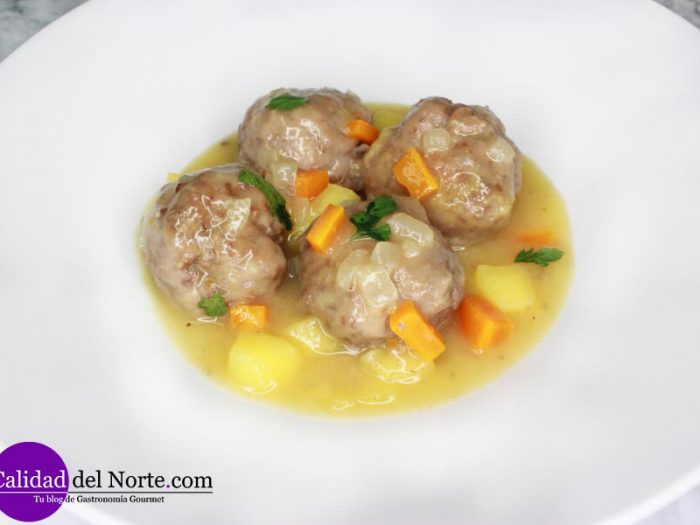 Albóndigas caseras a la sidra